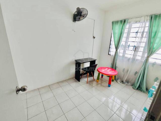 LOW BOOKING Double Storey Taman Saujana Aman Sungai Buloh FOR SALE 2