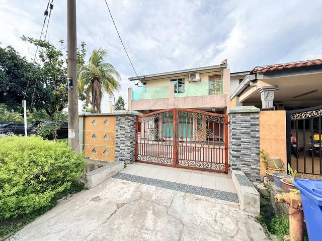 Corner Lot | 2 Storey Bandar Baru Sungai Buloh , Fasa 2 1