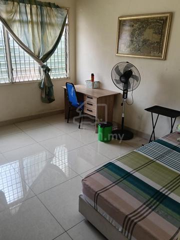 Room Taman Pelangi Johor Bahru near Causeway 1