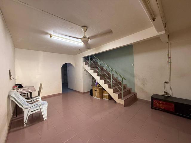 2 Storey Low Cost House Fully Extend Jalan Keembong Taman Johor Jaya 1