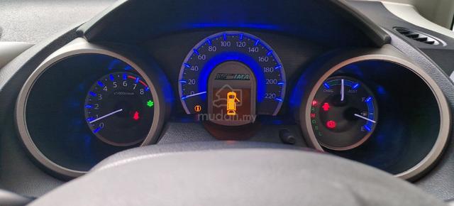 2014 Honda JAZZ 1.3 (HYBRID) FACELIFT (A) - 4