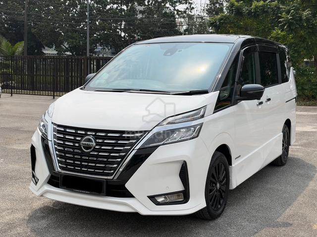 Free Nissan Service & Warranty Serena 2.0 Premium - 5