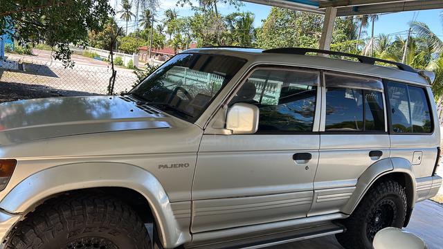 2001 Mitsubishi PAJERO 2.4 (M) - 3