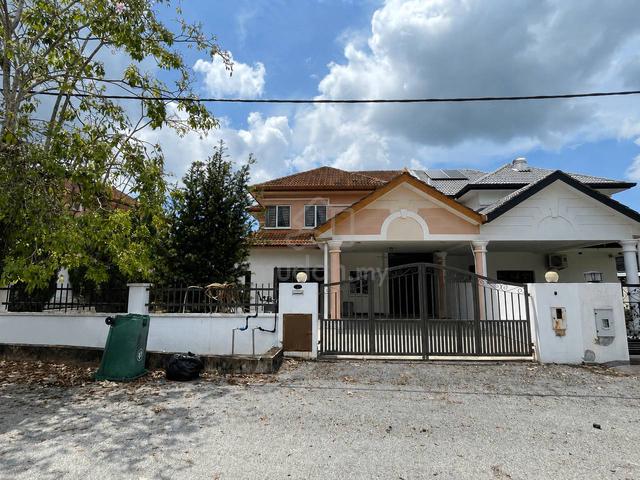Fully Furnished Bukit Istana 2 Story Semi D House 1
