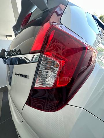 2019 Honda JAZZ 1.5 V FACELIFT (A) - 5