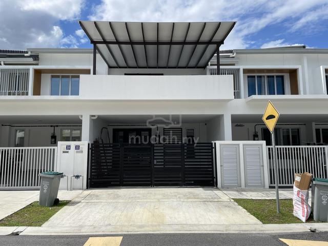 Laman Sendayan Hanna 2 Storey Fully Renovate 1