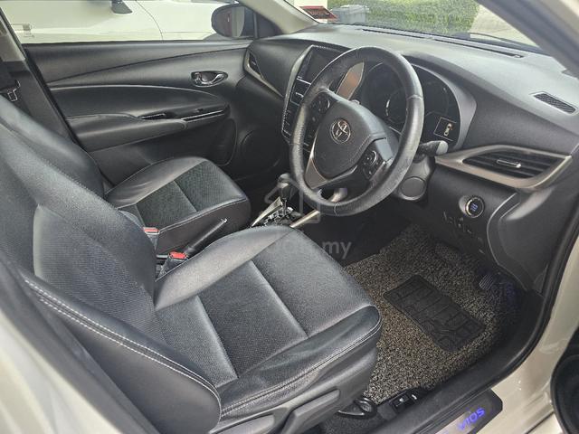 Toyota Vios 1.5G Sedan - 4