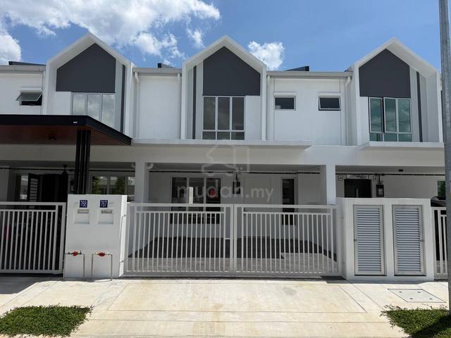 2 Storey terrace Eka Height, Seremban 4R3B, Hot Area 1