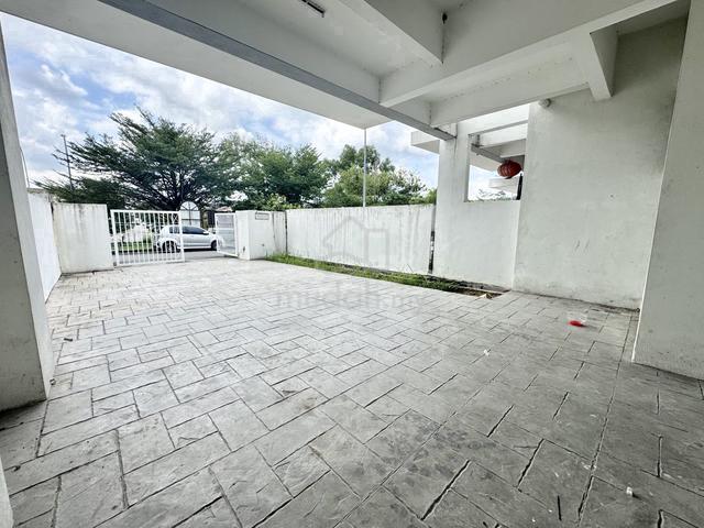 2400+ Monthly Facing Open , 2.5 Storey , 4+1room 4bath, Semenyih Indah 1