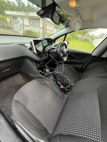 2018 Peugeot 208 1.2 PURETECH (A) - 4