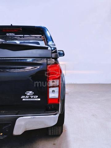 (💯Loan) 2019 Isuzu D-MAX 2.5 Z PRESTIGE 4X4 - 3
