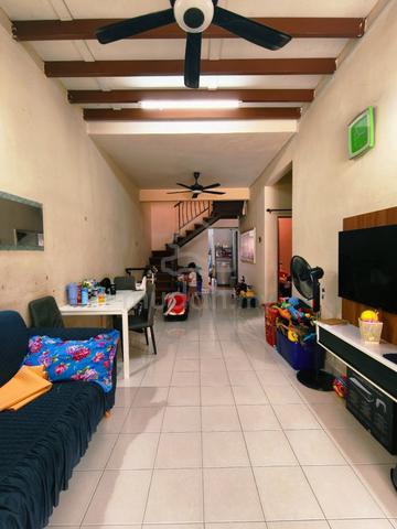 Sierra Perdana , Megah Ria 1 ½ Storey Terrace House 1