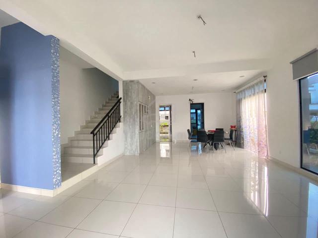 【Monthly RM1800 Get End Lot】24x80 + Extra Land 8Ft At Bandar Enstek 4
