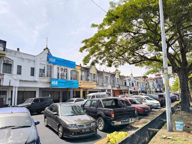 2 sty shop for sale kota pendamar port klang 1
