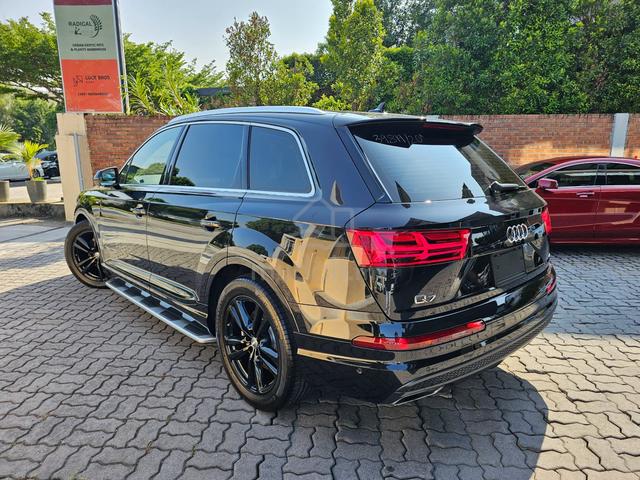2020 Audi Q7 TFSI QUATTRO S-LINE / 5 YRS WARRANTY - 2