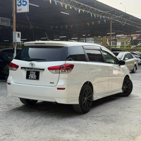 OTR⭐ Toyota WISH 1.8(A)⭐Senang Lulus ⭐NFL model - 2