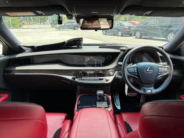-43K KM F SPORT 2020 Lexus LS500 3.5L (A) - 4