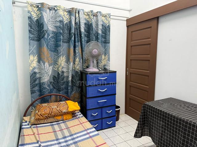 Room for Rent - Kuching 1