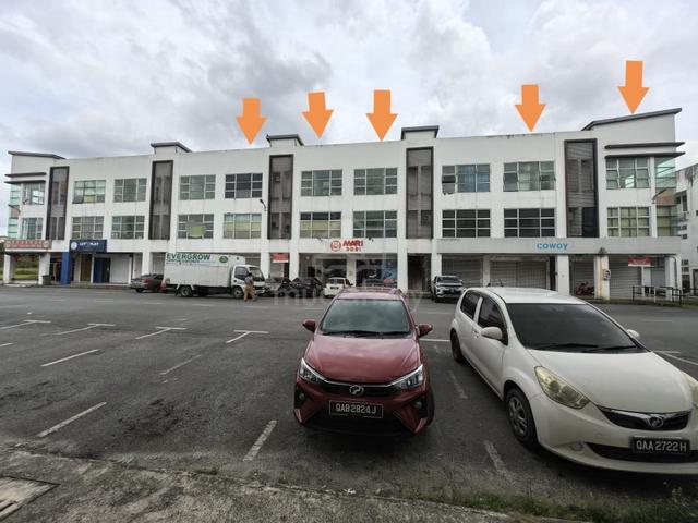 Hidden Gem, Freehold 3-Storey Shophouse @ Uni Central, Kota Samarahan. 1