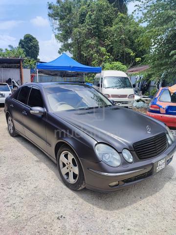 2005 Mercedes Benz E-CLASS 2.6 240 AVANTGARDE - 1
