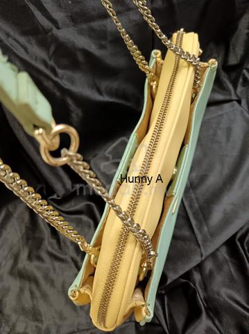 Carousel Image