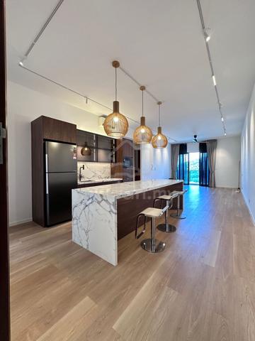 Queens Residences Q1 @ Queens Waterfront 1