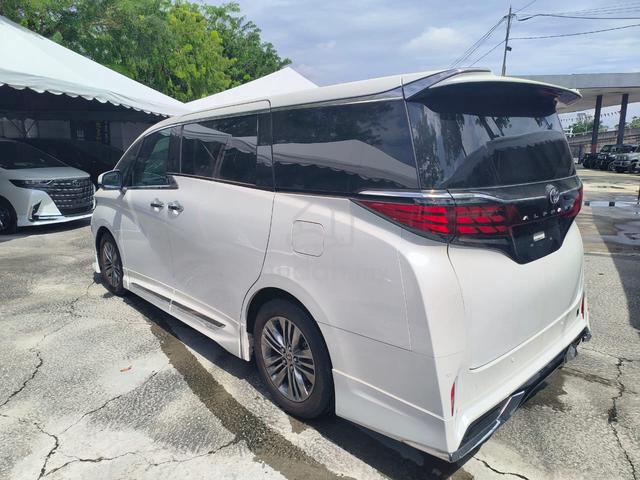 2024 Toyota ALPHARD 2.5 Z / ORI BODYKIT / ROOF TV - 4