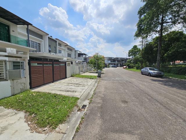 Pelangi Indah Lakeview Residency 2 Storey 24x87 Unblock View Near Aeon 1