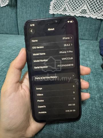 iphone 11 pro - photo 2 of 6