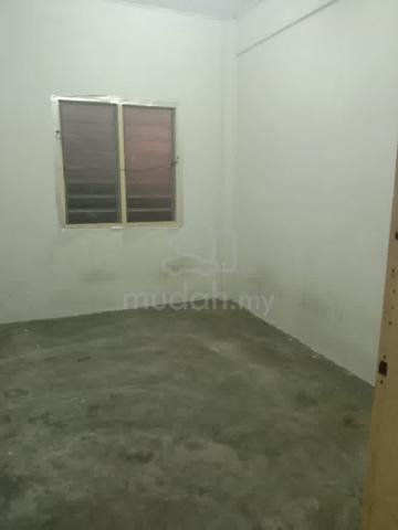 Kulim Square Flat 3