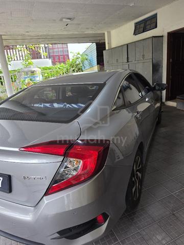 2016 Honda CIVIC 1.8 S (A) - 4