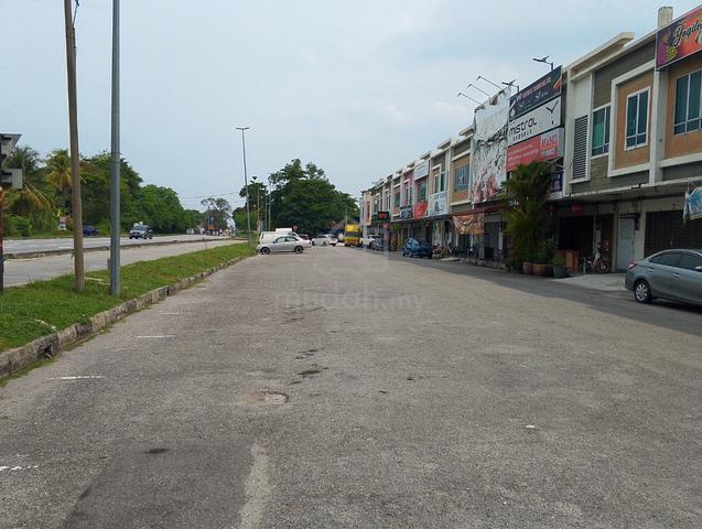 Rumah Kedai Tingkat 1 Untuk Disewa - Chemor 5