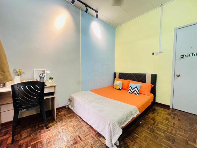 Medium Room at Setia Impian U13 Setia Alam Zero Deposit Fully Furnish 1