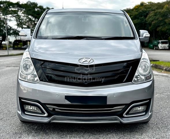 2015 Hyundai GRAND STAREX 2.5 ROYALE PREMIUM (A) - 2