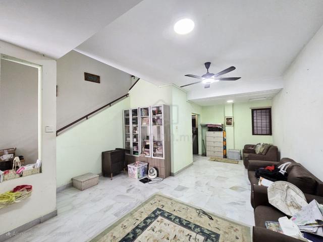 Renovated Double Storey Seksyen 8 Shah Alam 1