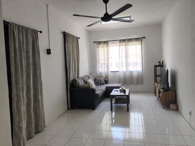 Teratai Apartment (Taman Bunga Raya) 1