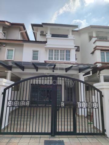 Laman Rimbunan Kepong 3-Storey House 6 Room 4 bath 1