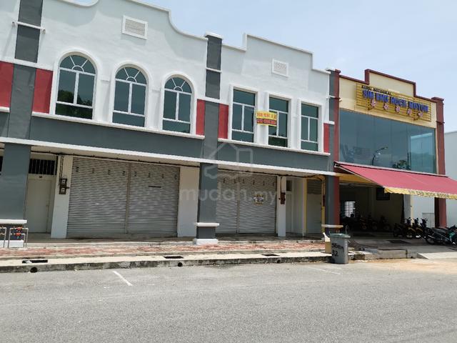 Double Story Shop Lot Facing Main Road For Rent 1