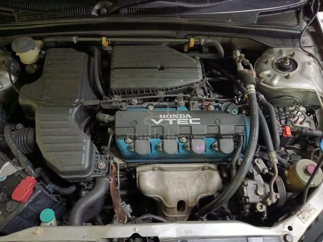 2005 Honda CIVIC 1.7 VTEC (A) - 2