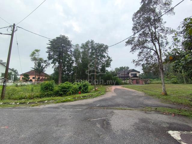 Tasek Kesuma, banglo land freehold,stratergic location . 1