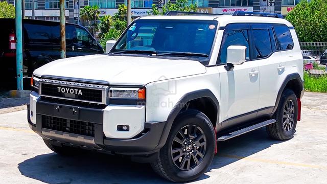 2025 Toyota Landcruiser PRADO 250 2.8 VX 7 Seater - 4
