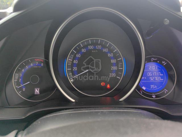 2020 Honda JAZZ V 1.5 (A) F/SERV HONDA NARDO GREY - 3