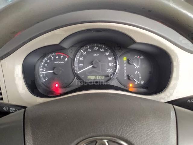 2015 Toyota Innova 2.0 E (A) 4 Speed Auto - 4