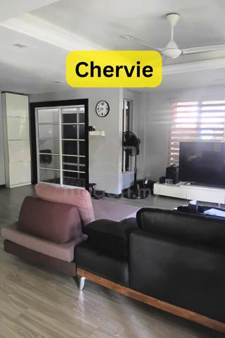 2.5 Storey | SemiD | Extended & Renovated | 3 Cars | Kingfisher | KK 1