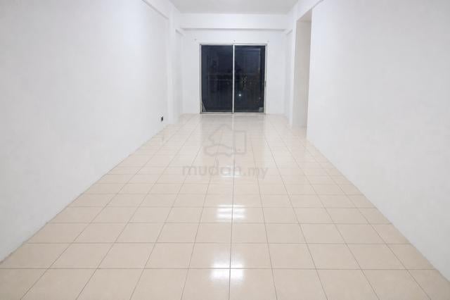 Puncak Desa Apartment 1
