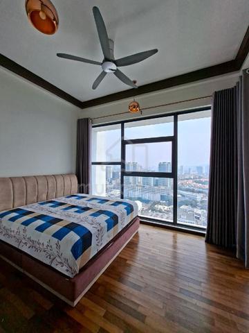 Fully Furnished Master Room – PJ Midtown 1