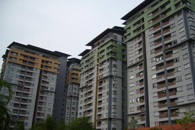 Perdana Exclusive Condo 1