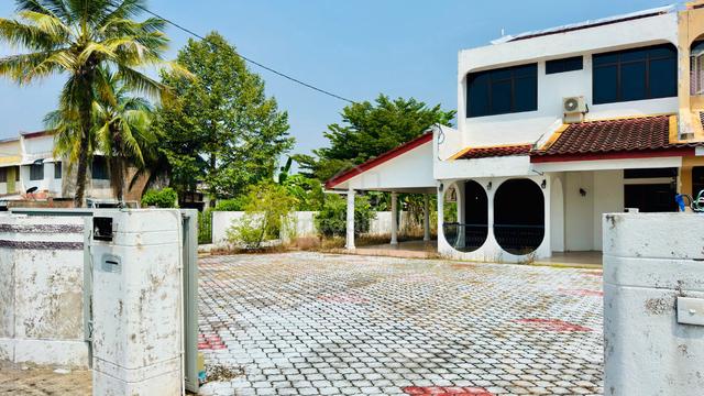 Fully Furnished 2 storey bungalow house Kedah Kulim (TMN SELUANG) 1