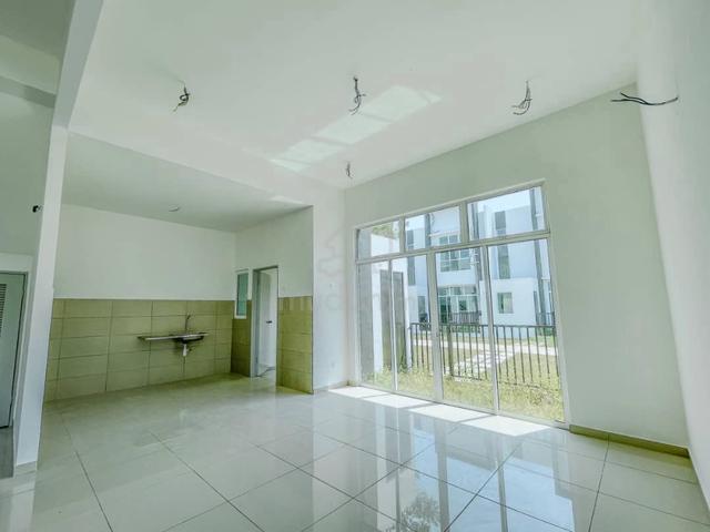 Corner Lot TAMAN LA CASA LUNAS‼️NEW HOUSE 100% LOAN‼️BOOKING RM1000‼️ 4