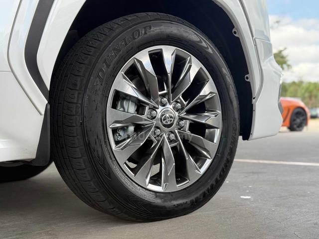 5448KM Gred 5 A ✨ 2024 Toyota LANDCRUISER ZX - 5